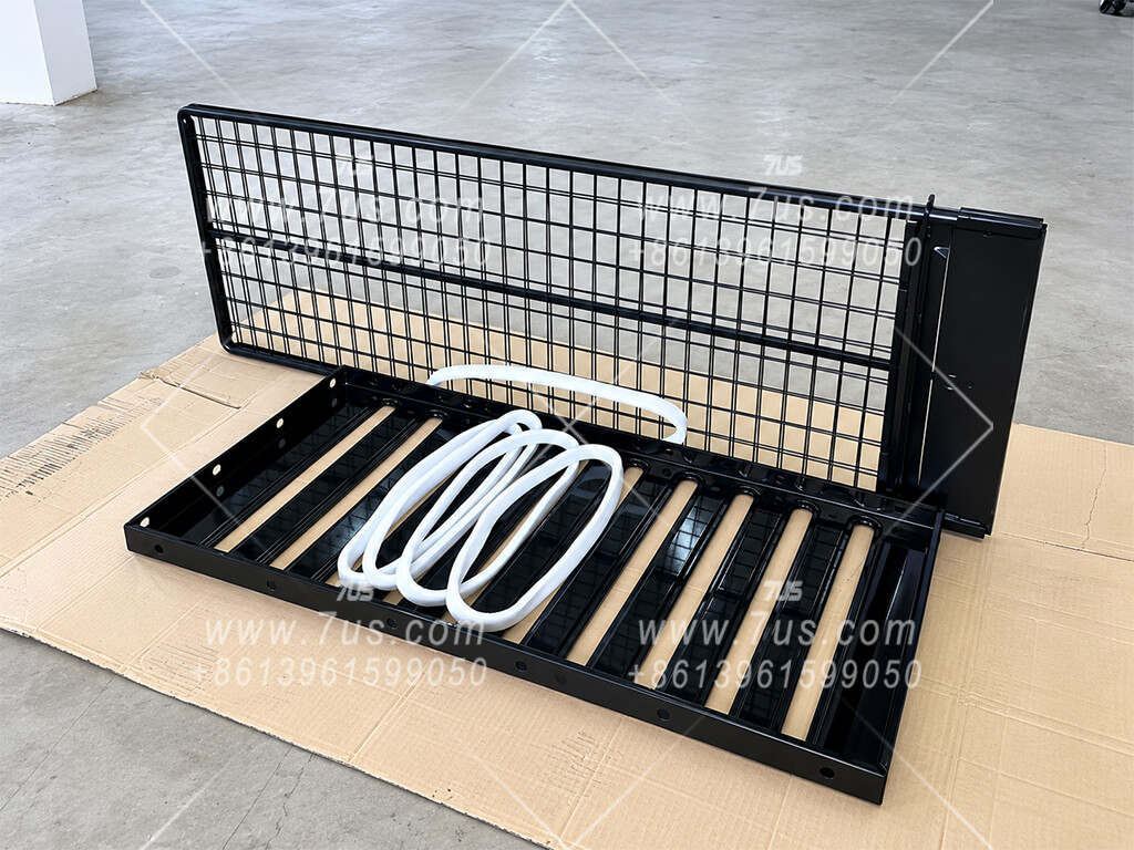 Flat support cage with filter bag cuff detail