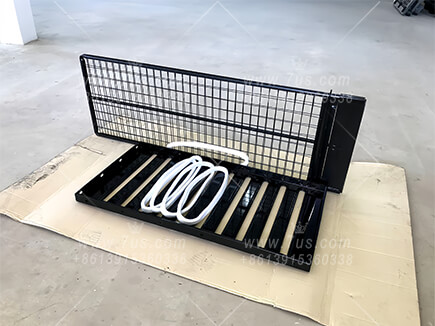 Flat bag filter cage