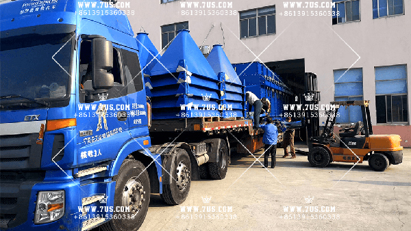 A large number of one-piece grinding tables are sent to the Philippines